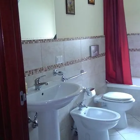 Casa Vacanze Marittima 2 Bed & Breakfast